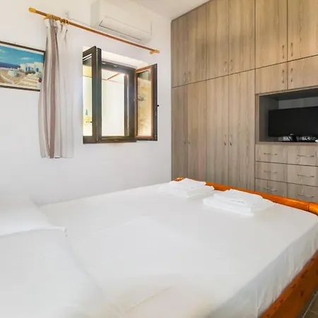 Stone House With Amazing View Apartment Kotronas Exterior photo